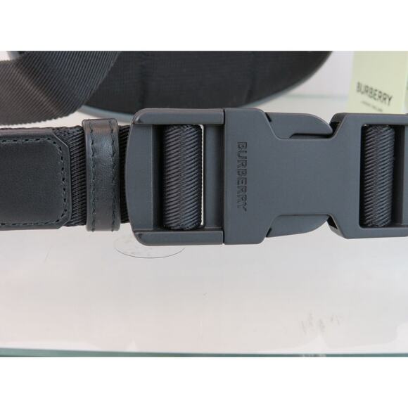 $760 BURBERRY CANNON CHARCOAL GRAY NYLON BLACK LOGO ZIP FANNY PACK BELT BUM BAG - Picture 5 of 15